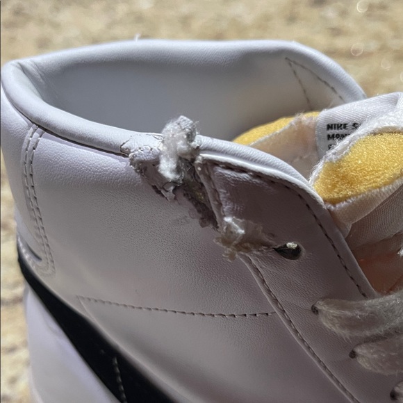 Nike Blazer Mid - Picture 11 of 12